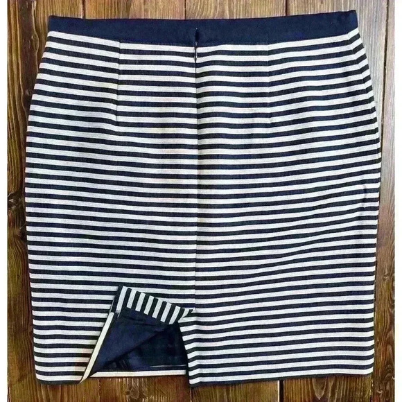 Ann Taylor LOFT Womens Pencil Skirt Sz 10 Black Cream Striped Ribbed Textured - Picture 6 of 9